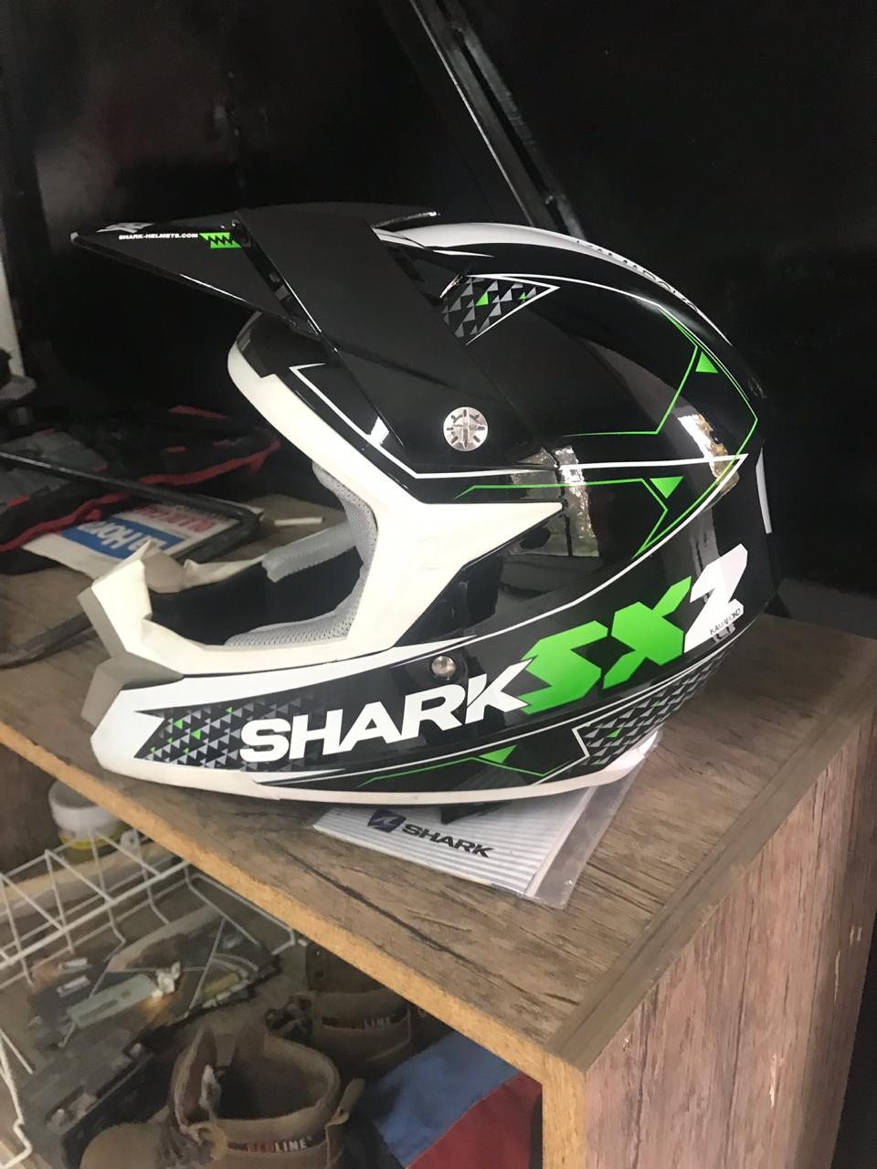 CASCO SHARK CROSS SX2 - Team green